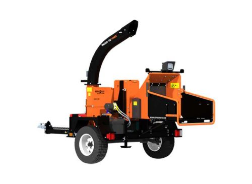 Chipeadora/ Trituradora Bear Cat 9” CH911DH c/Trailer